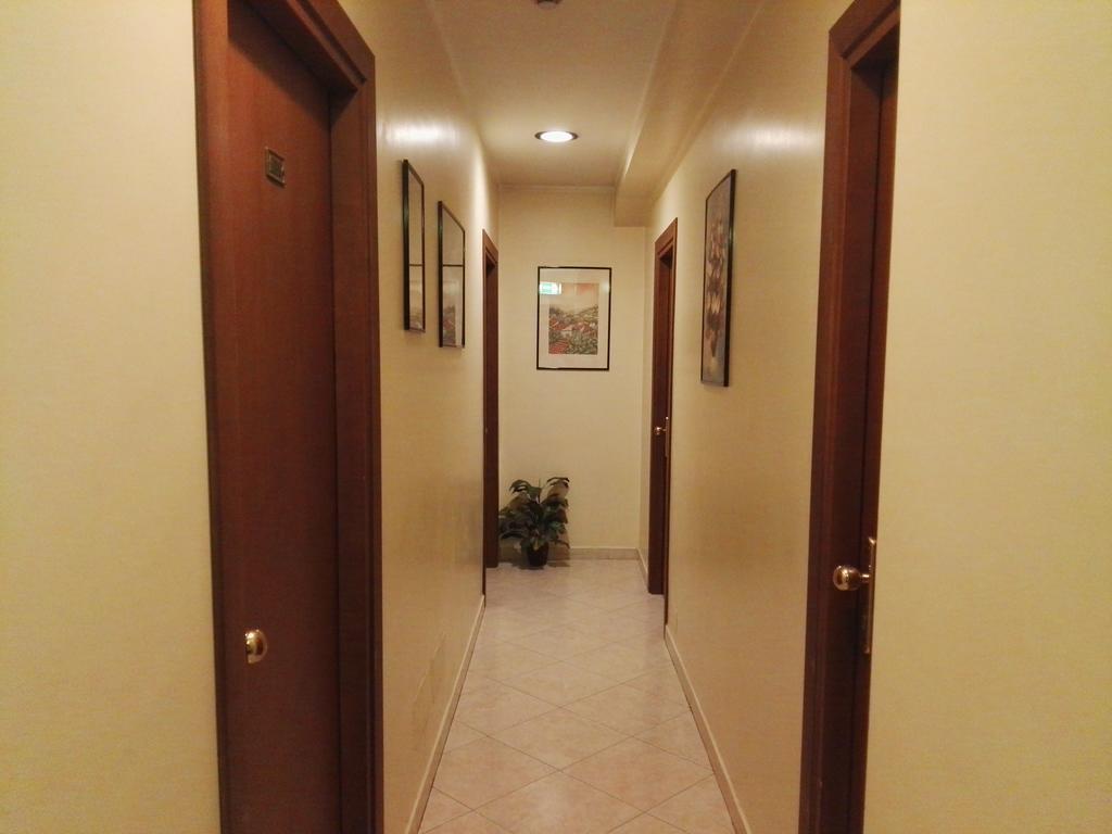 Hotel Loreto Milan Exterior photo